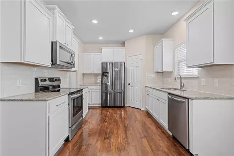 3221 Jackal Dr, Lorena, TX 76655 photo 8