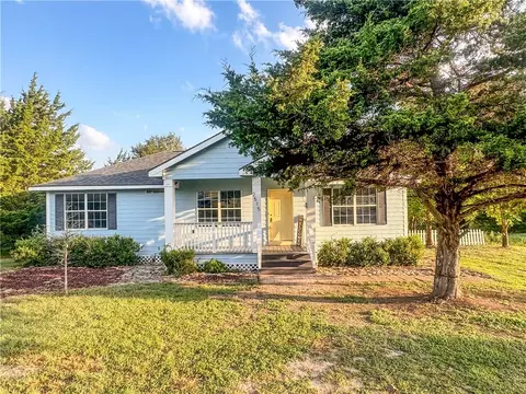 2515 Theresa Ln, Moody, TX 76557