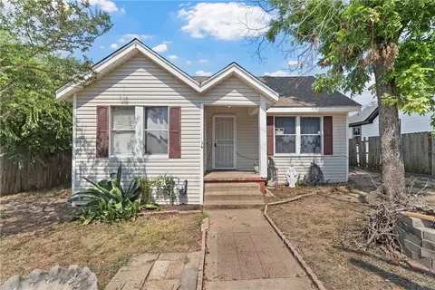 1725 N 23rd St, Waco, TX 76707