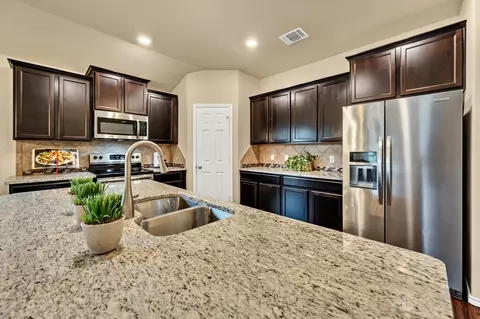3005 Keathley Dr, Lorena, TX 76655 photo 11