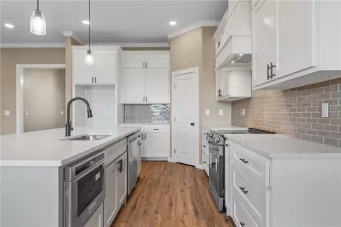 126 Dana Point Rd, Lorena, TX 76655 photo 8