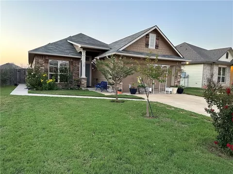 4108 Riata Ranch Rd, Waco, TX 76705