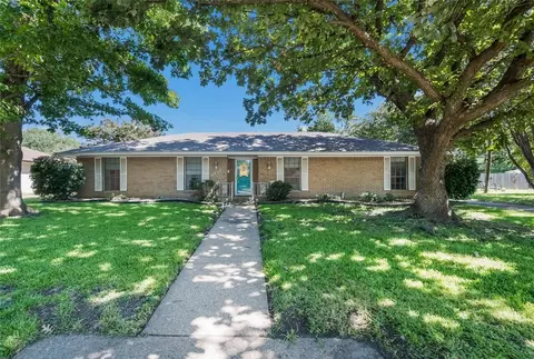 5617 Lake Haven Dr, Waco, TX 76710