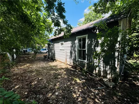 2112 N 21st St, Waco, TX 76708 photo 8