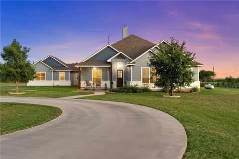 1021 Rancho Grande, Lorena, TX 76655