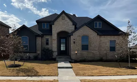 2013 Slocum Ct, Lorena, TX 76655