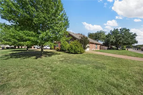 408 Greystone Dr, Lorena, TX 76655 photo 19