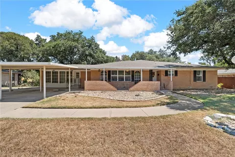 1311 Crestline St, Waco, TX 76705