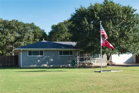 4318 Kendall Ln, Waco, TX 76705