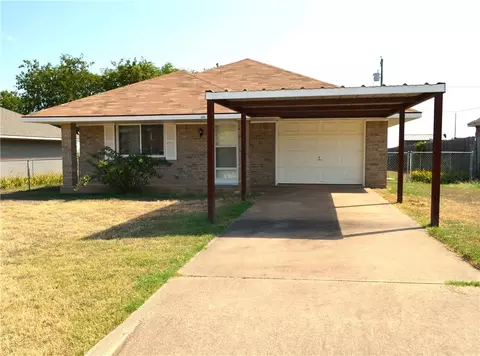 406 Little Ave, Mcgregor, TX 76657