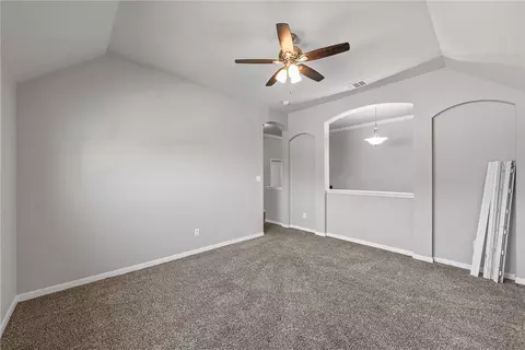10864 Burnham Dr, Waco, TX 76708 photo 5