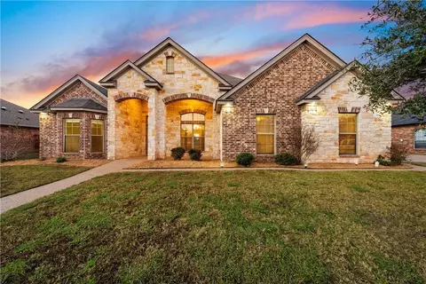 343 S Cedar Ridge Cir, Robinson, TX 76706