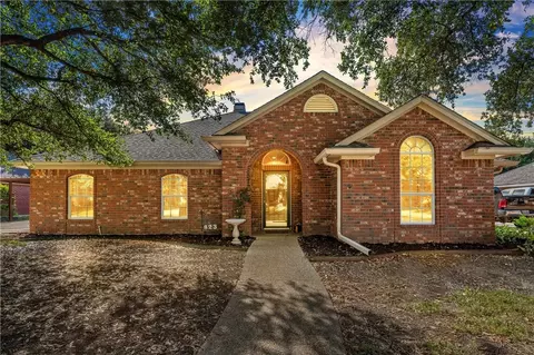 823 Crested Butte Dr, Hewitt, TX 76643