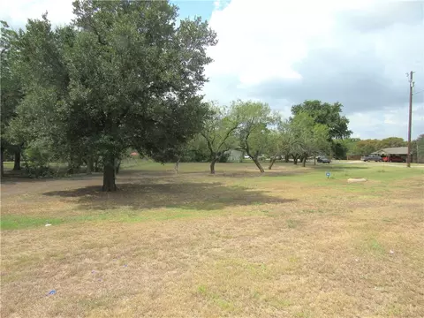 8508 China Spring Rd, Waco, TX 76708 photo 4