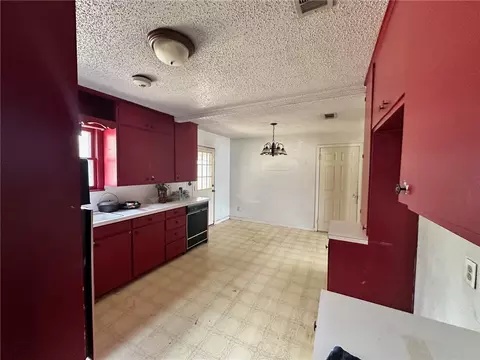 1306 5th St, Mcgregor, TX 76657 photo 8