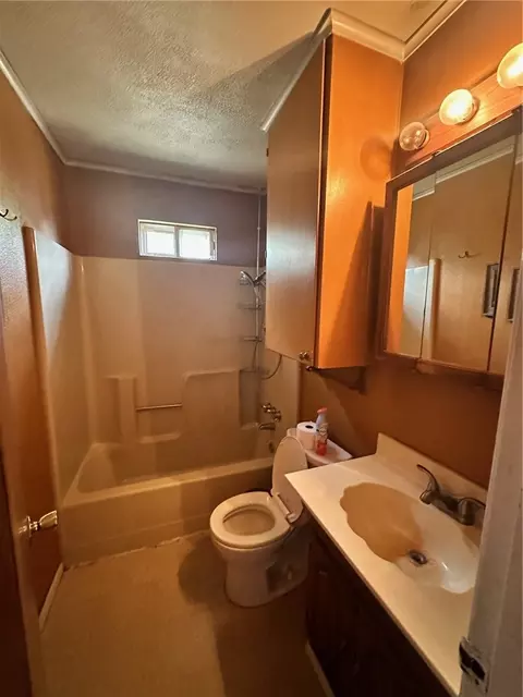 1306 5th St, Mcgregor, TX 76657 photo 7