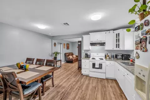 3813 N 24th St, Waco, TX 76708 photo 4