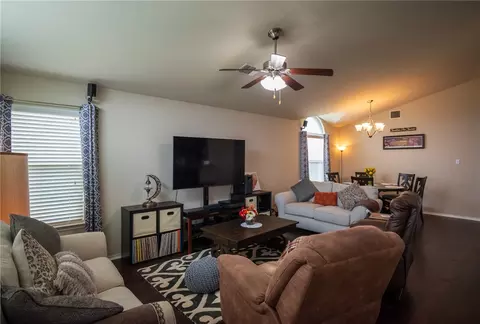 9900 Desperado Dr, Waco, TX 76708 photo 6