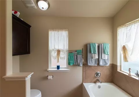 9900 Desperado Dr, Waco, TX 76708 photo 18
