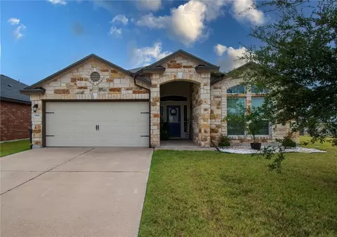 9900 Desperado Dr, Waco, TX 76708