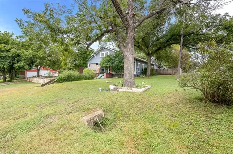 402 S Erath, Meridian, TX 76665