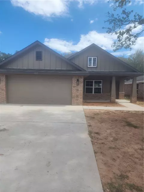 1017 Hooks Ave, Waco, TX 76705