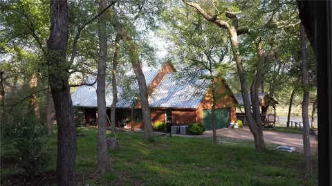 237 Chenot Trl, China Spring, TX 76633