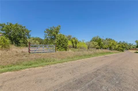 521 River Park Rd, Woodway, TX 76712 photo 6