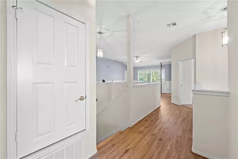 10001 Barton Creek Dr, Waco, TX 76708 photo 8