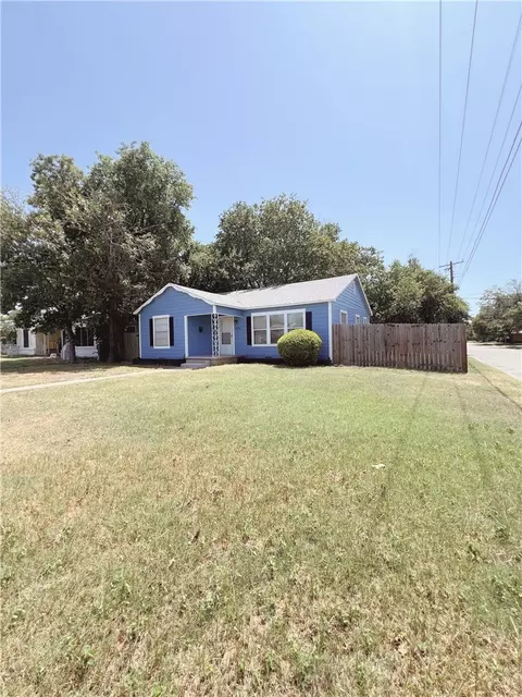 3836 N 21st A St, Waco, TX 76708