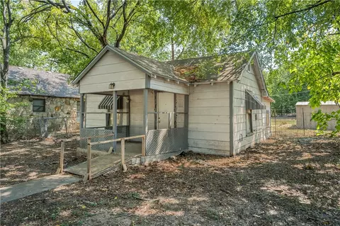 2116 Mcferrin Ave, Waco, TX 76708 photo 3