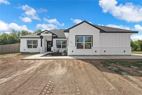 840 Randy Dr, Woodway, TX 76712