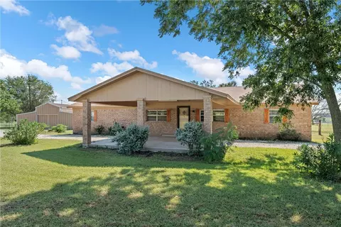 1373 State Hwy 7 Hwy, Eddy, TX 76524
