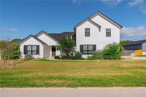 13504 Acqua Dr, Temple, TX 76504