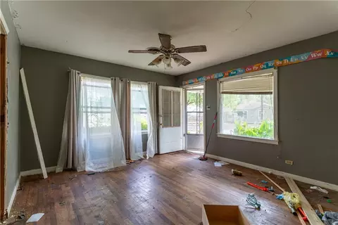 816 E Mitchell St, Waco, TX 76704 photo 6