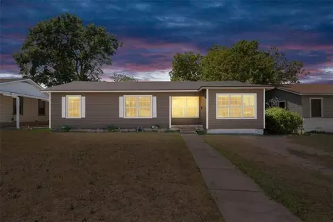 1416 Lawrence Dr, Waco, TX 76710