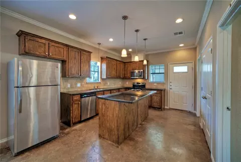 2011 9th St, Waco, TX 76706 photo 7