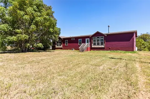 7337 S 12th St Rd, Robinson, TX 76706