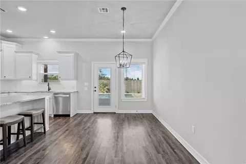 220 Swan Lake Dr, Waco, TX 76708 photo 7