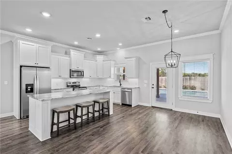 220 Swan Lake Dr, Waco, TX 76708 photo 8