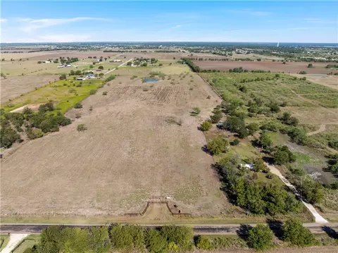 847 N Rock Creek Rd, Waco, TX 76708 photo 2