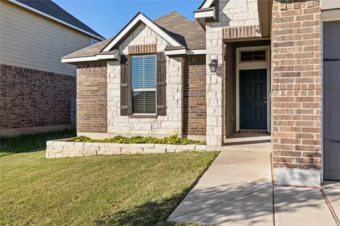 2913 Samson Dr, Lorena, TX 76655 photo 4