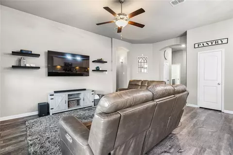 2913 Samson Dr, Lorena, TX 76655 photo 9
