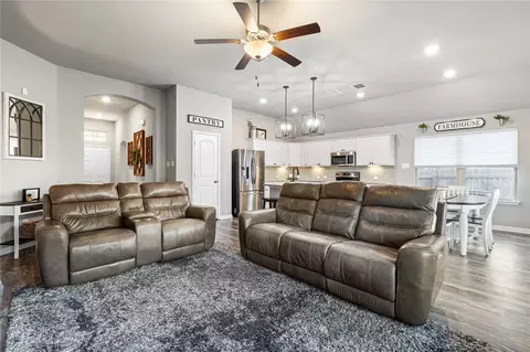 2913 Samson Dr, Lorena, TX 76655 photo 8