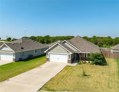 134 Johnson Ln, Hillsboro, TX 76645