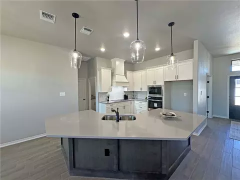 139 Lasso Loop, Lorena, TX 76655 photo 8