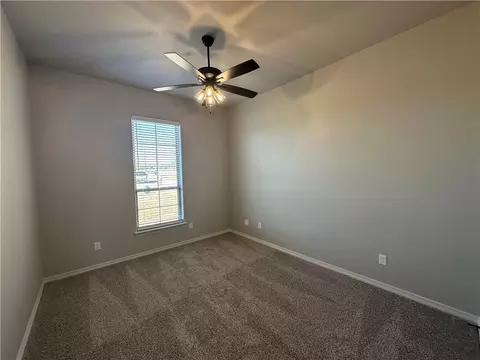 139 Lasso Loop, Lorena, TX 76655 photo 18
