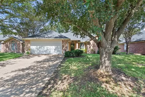 10813 Sierra West Dr, Waco, TX 76712