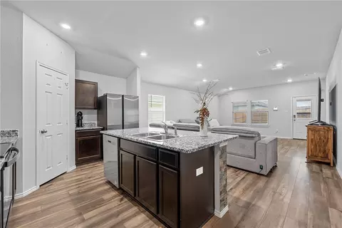 960 Chambray Dr, Troy, TX 76579