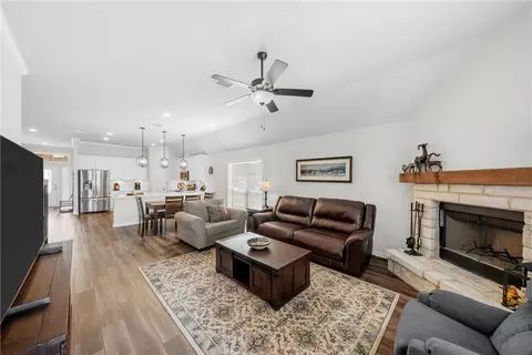 3229 Zabel Dr, Lorena, TX 76655 photo 8